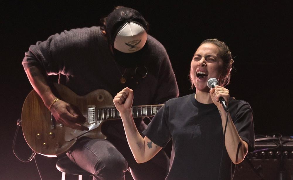 Oscar 2023: Lady Gaga bất ngờ xuất hiện, Avatar thất bại nặng nề-5