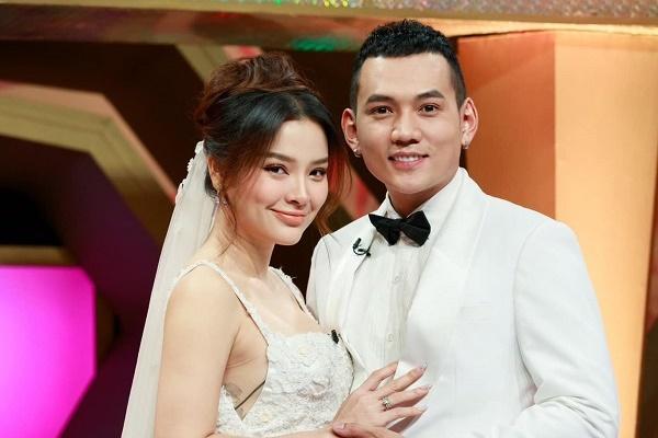 Phản ứng con gái Phương Trinh Jolie khi Lý Bình trêu giống cô gái xấu xí-6