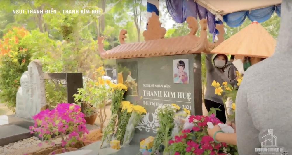 Nghệ sĩ Thanh Điền từ chối đề nghị tu sửa mộ Thanh Kim Huệ từ gia đình NSƯT Vũ Linh-1