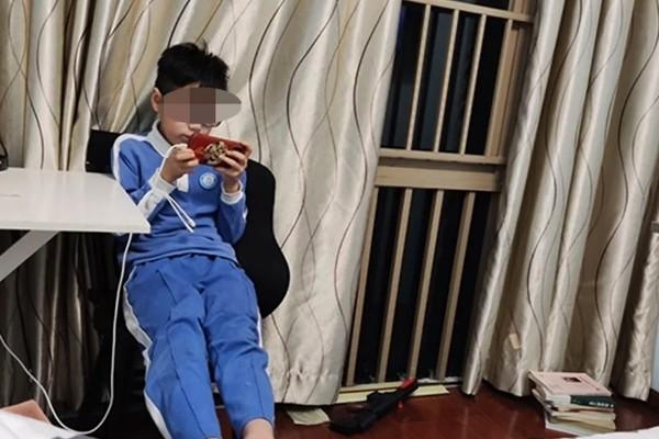 Nghiện game, tiến sĩ lương nghìn USD mất trắng sự nghiệp, nhập viện tâm thần-3