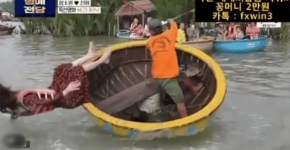 Chao đảo thuyền thúng miền Tây, du khách chơi xong tái mét mặt mũi-3