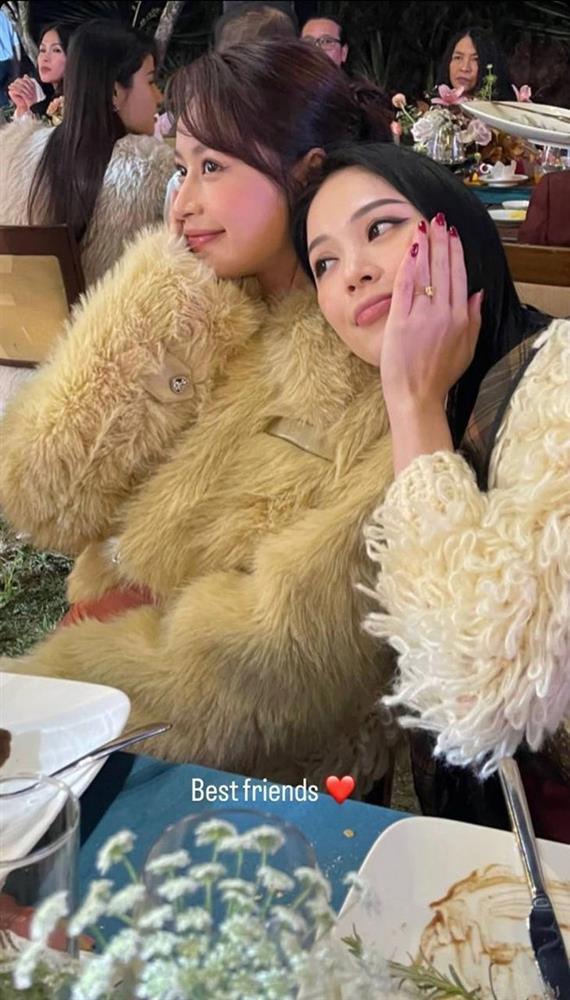 Trước đám cưới, Linh Rin bất ngờ tặng hoa và nhắn nhủ Chi Pu-2