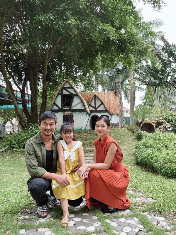 MC lấn sân phim: người bị ghét vì vai tiểu tam, người duyên dáng dí dỏm-5