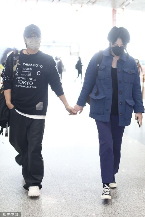 Phản ứng Tạ Đình Phong khi bị hỏi thẳng về Vương Phi-1