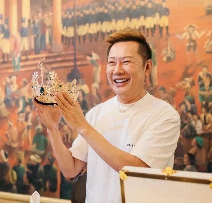 Cuộc thi hoa hậu đòi thí sinh livestream bán hàng, tìm suất vào top-1