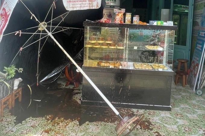 Ly hôn chồng cờ bạc, vợ liên tục bị dọa giết, bắt trả nợ thay-2