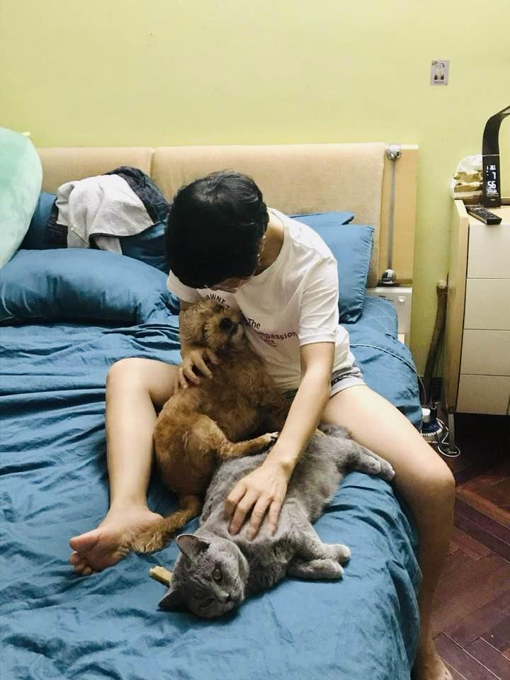 Showbiz Việt ngày 15/3: Thanh Hằng hoang mang về chân dài-9