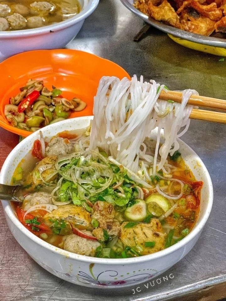 Rủ nhau ăn sập Nam Định, toàn đặc sản trứ danh mà rẻ bất ngờ-2