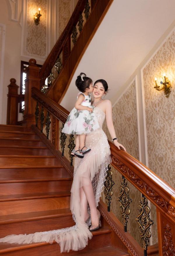 Cuộc sống cô dâu 200 cây vàng sau 4 năm nổi đình đám MXH-3