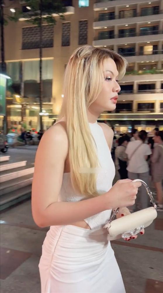 Luna Đào mặc đầm gợi cảm, nhan sắc cam thường ra sao?-2