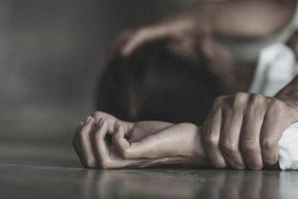 Nhờ đưa về nhà, bé gái 14 tuổi bị bạn trai 17 tuổi hại đời-1