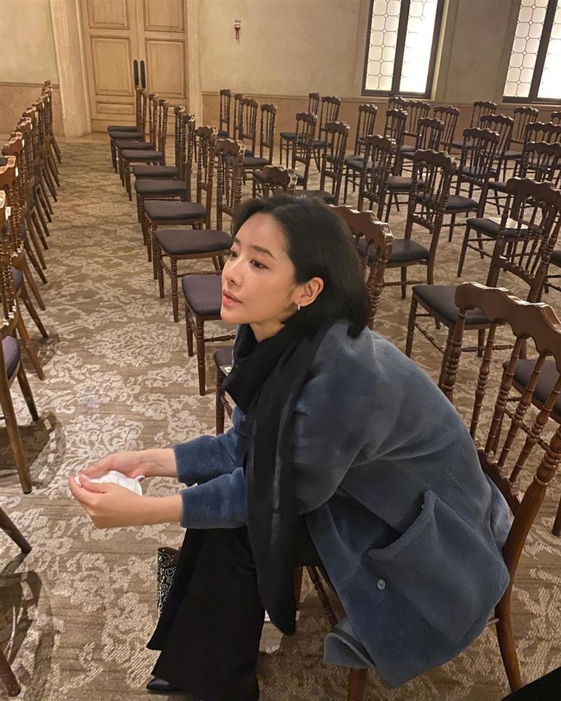 Nhan sắc đời thường của mỹ nhân hở bạo trong The Glory-5