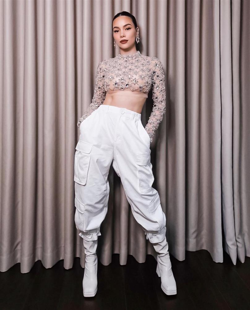 Hồ Ngọc Hà đổi phong cách tài tình dù chỉ cần mặc lại đồ cũ-2