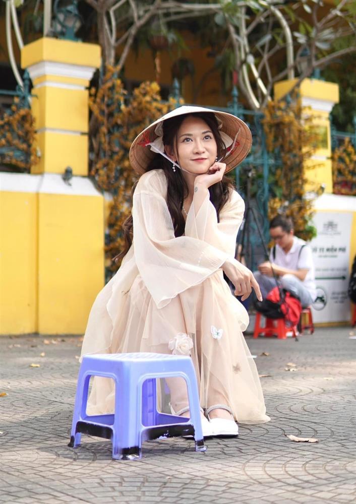 Lê Bống đổi style công sở, xóa sạch ảnh cũ-10