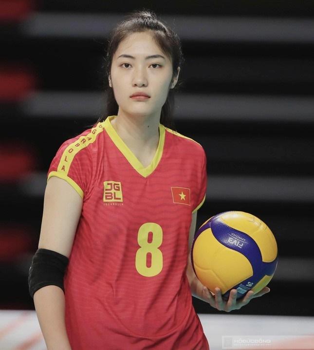 Thiên thần bóng chuyền 9X sở hữu nét đẹp gây sốt MXH-6