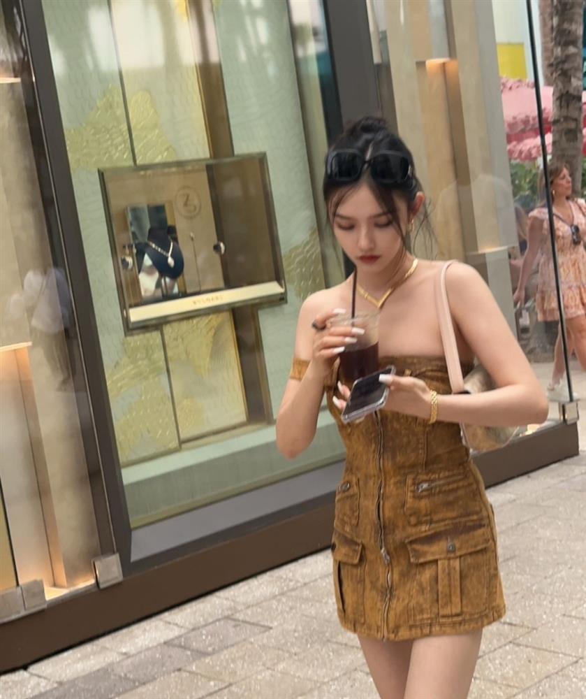 Mỹ nhân ngư Lâm Duẫn qua camera thường đẹp cỡ nào?-2