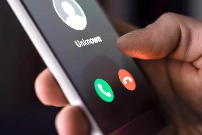 Cảnh giác cuộc gọi lừa đảo đe dọa khóa SIM-1