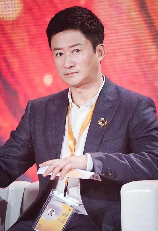 Ngô Kinh chuộc lại ngôi nhà 274 tỷ đồng-2