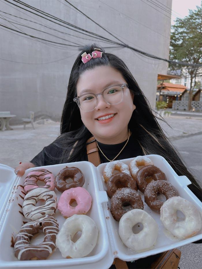 Tiktoker Hoàng Lam từng sợ ăn khi quay mukkbang-3