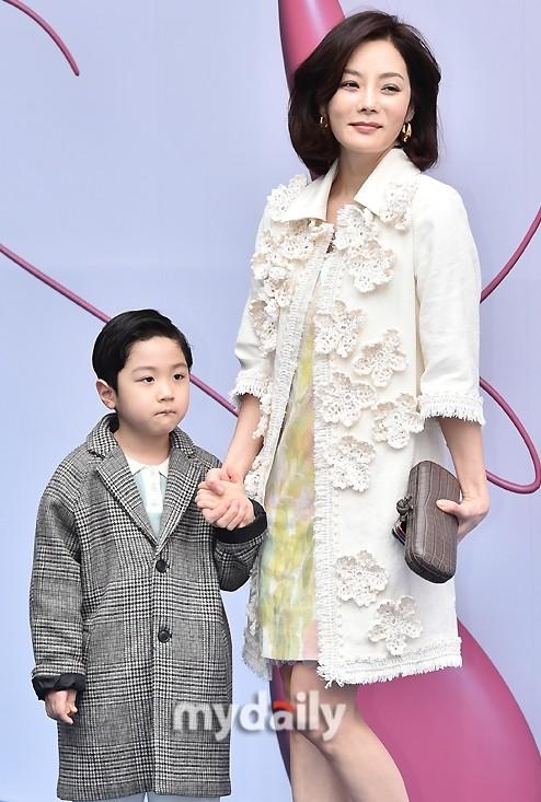 Chae Rim lộ nhan sắc xô lệch ở tuổi 44-2