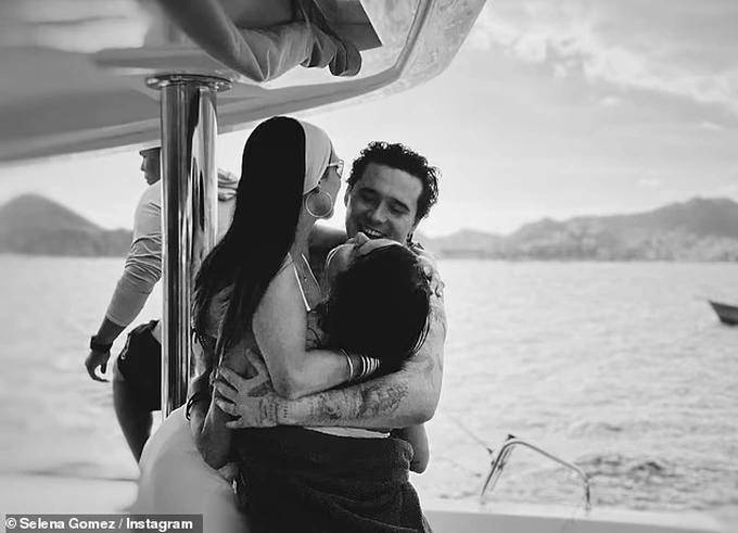 Lý do Selena Gomez hay bám càng vợ chồng Brooklyn Beckham-5