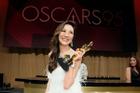 Bùng nổ tranh cãi bài phát biểu tại Oscar của Dương Tử Quỳnh bị cắt xén