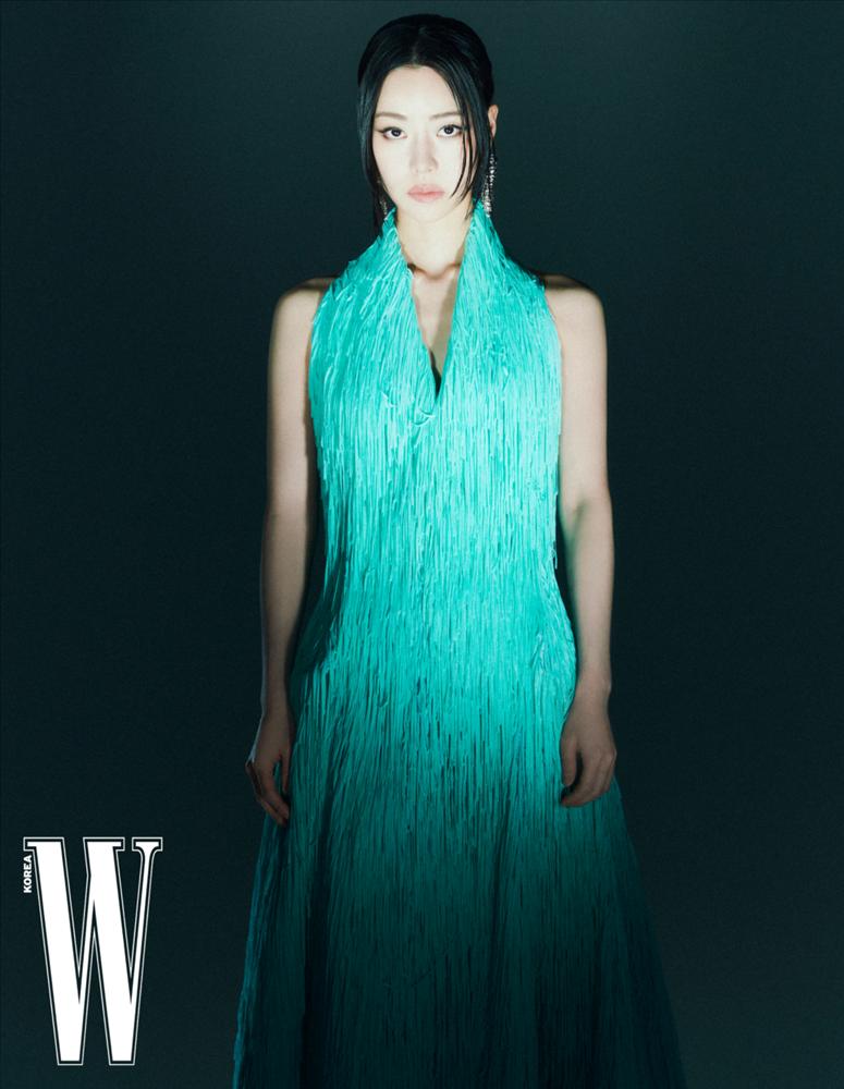 Trang phục hội phản diện The Glory: Lim Ji Yeon diện váy gần 300 triệu-1
