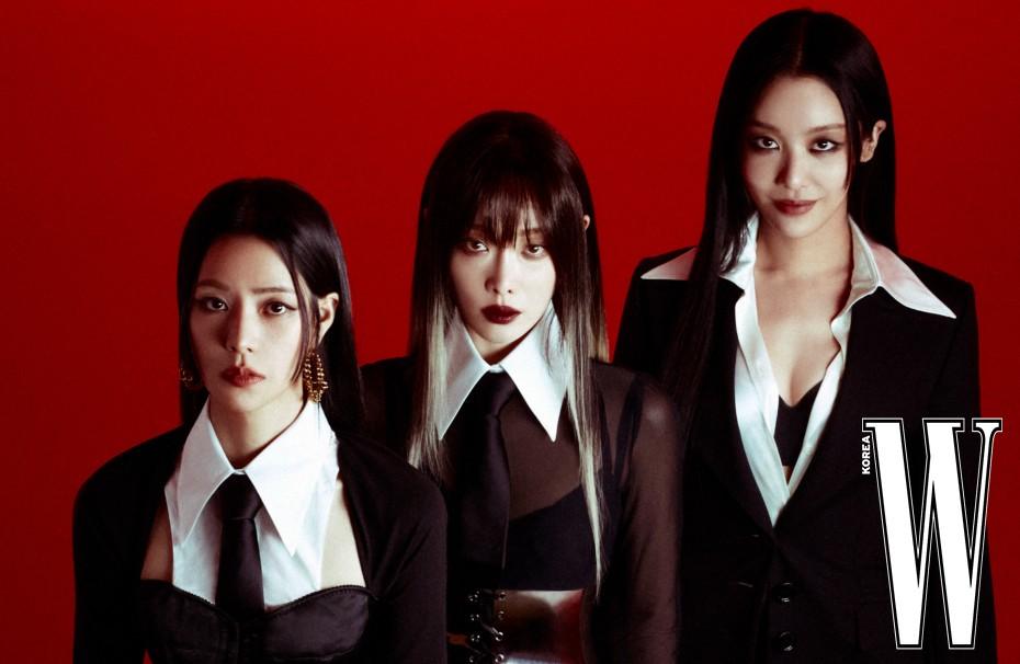 Trang phục hội phản diện The Glory: Lim Ji Yeon diện váy gần 300 triệu-6