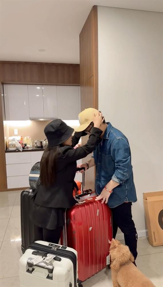 Bà Nhân Vlog về Nhật gấp vì chồng gặp áp lực nặng sau scandal-1