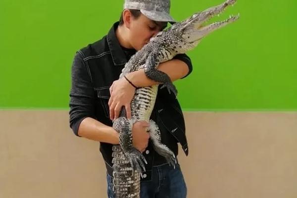 Có hay không chuyện thú cưng kiếm tiền nuôi ngược lại chủ?-7