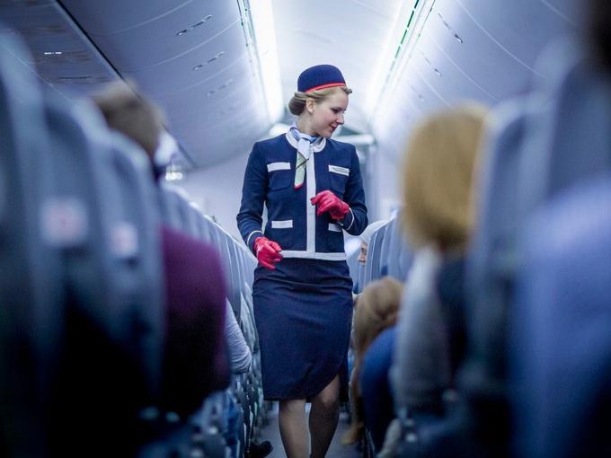 Nữ tiếp viên hàng không Việt kể góc khuất ít ai ngờ về nghề-1
