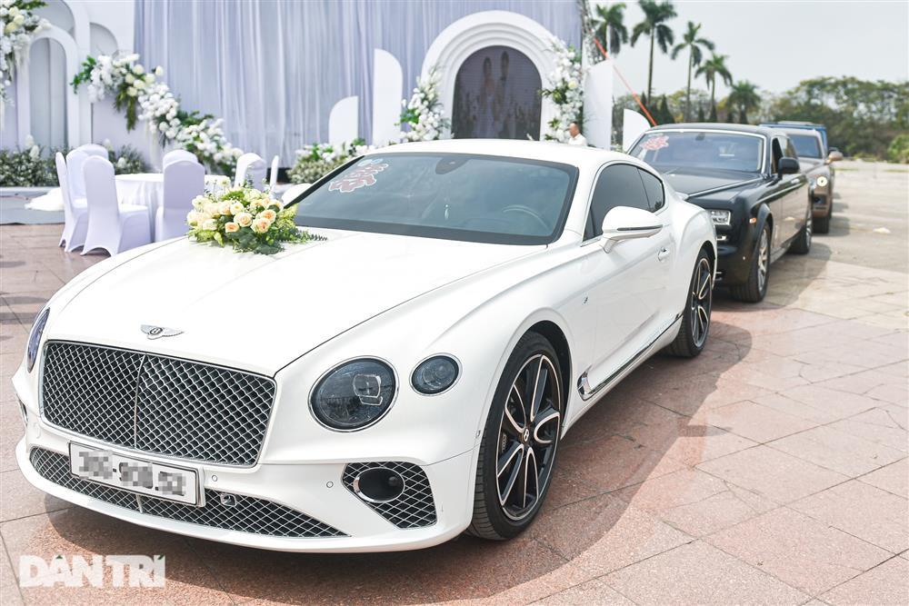 Dàn xe dâu hơn 200 tỷ đồng trong siêu đám cưới của cơ phó Hà Nội-4