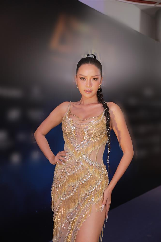 Ngọc Châu mặc đầm final walk của Đỗ Thị Hà: Kết quả ra sao?-1