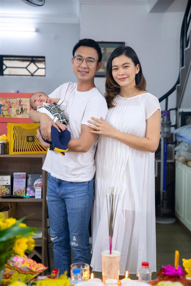 Showbiz Việt ngày 18/3: Mâu Thủy tiết lộ cân nặng sau 1 tháng sinh-1