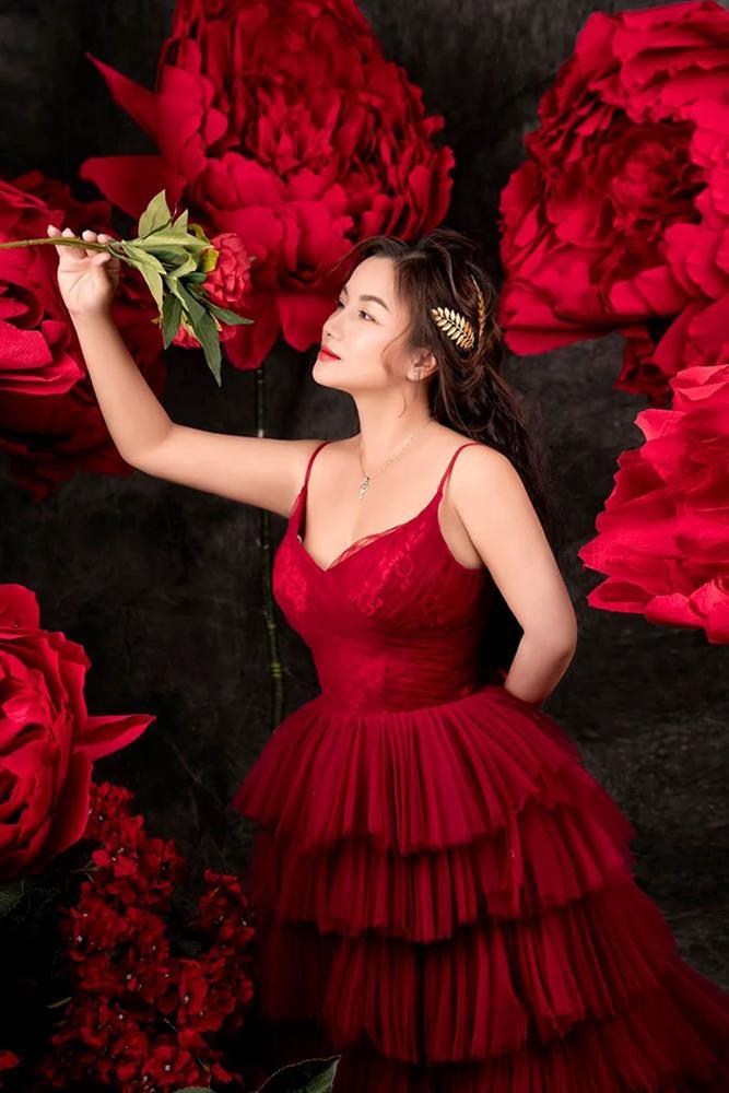 Nhan sắc Quỳnh Trần JP sau 1 tháng đập đi xây lại nhiều bộ phận-2