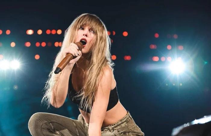 Taylor Swift khoe nhan sắc đỉnh cao ở tuổi U35 khi đi tour-2