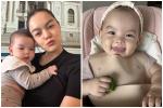 Con gái Phạm Quỳnh Anh tròn 8 tháng, mẹ mô tả cực hài