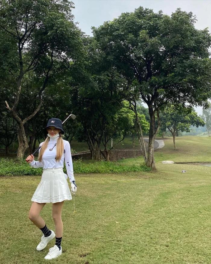 Cỗ máy nhảy SNSD Hyoyeon bất ngờ khoe ảnh nghỉ dưỡng ở Việt Nam-4