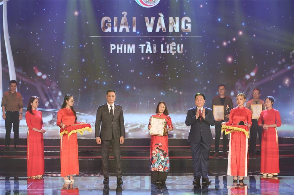 Thanh Sơn đoạt giải Nam diễn viên xuất sắc nhất Liên hoan Truyền hình lần 41-2