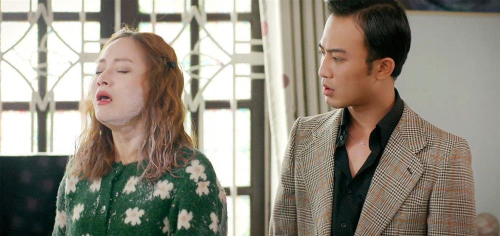 ‘Lên đồng’ như Lan Phương-1