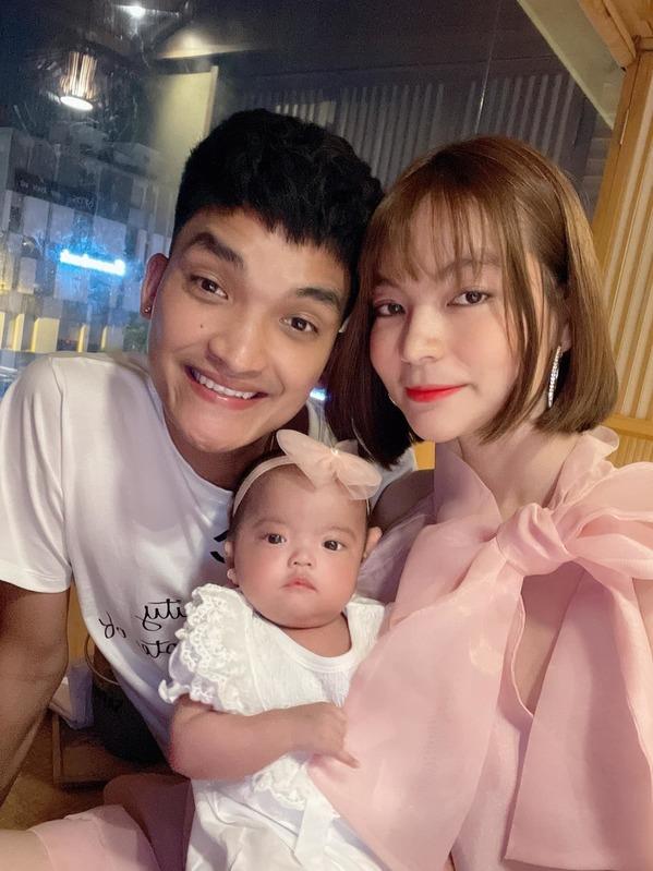 Tóc con gái Mạc Văn Khoa từ lưa thưa nay đen dày chuẩn gen bố-4