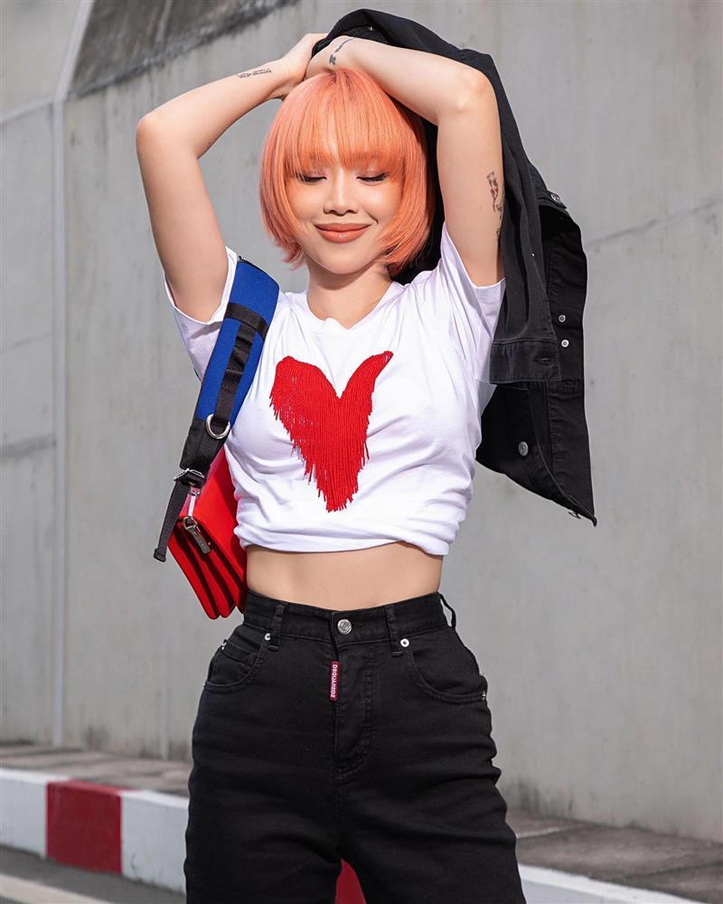 5 màu tóc nhuộm trẻ trung mà vẫn tinh tế của sao Việt ngoài 30 tuổi-4