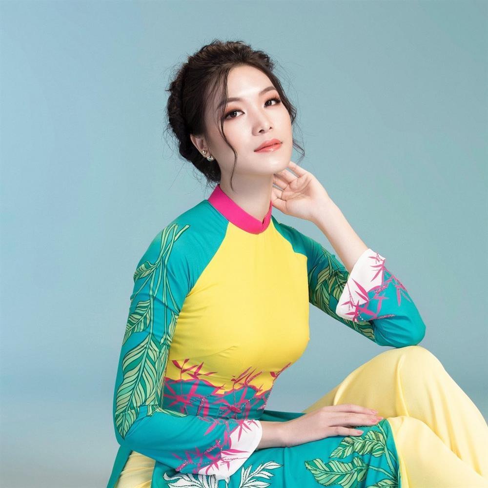 Thùy Dung nhìn lại lúc đăng quang: Dung ơi, em đẹp lắm-9