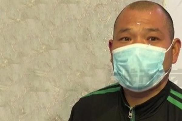 Thuê bạn gái giá 3,5 triệu mỗi ngày để che mắt gia đình-2