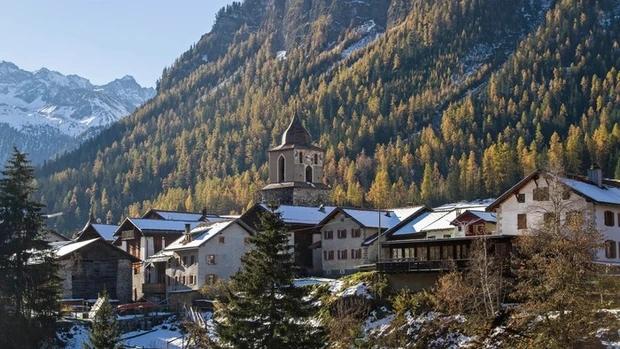 Một ngôi làng ở Thụy Sĩ cấm du khách chụp ảnh vì quá đẹp-1