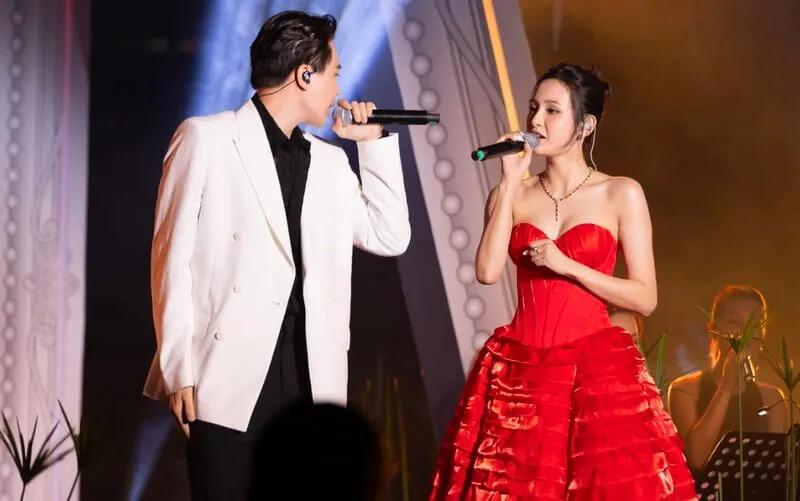 Tóm gọn Trịnh Thăng Bình thân thiết cùng Hiền Hồ tại show nhạc-3