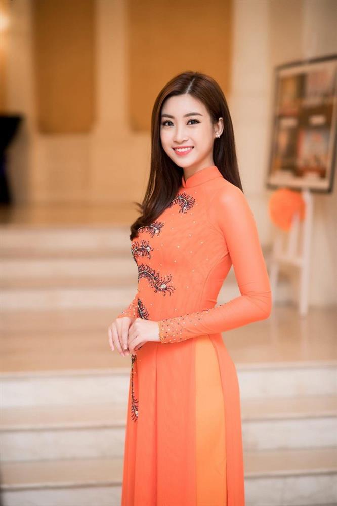 Đỗ Mỹ Linh đổi gu tóc tai từ cầu kỳ đến chân phương trong 26 năm-3