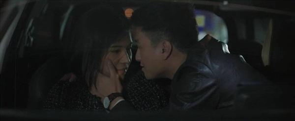 Chuyện tình cảm chẳng đâu vào đâu của các cặp nam nữ chính phim Việt-5