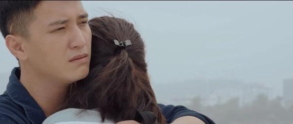 Chuyện tình cảm chẳng đâu vào đâu của các cặp nam nữ chính phim Việt-6