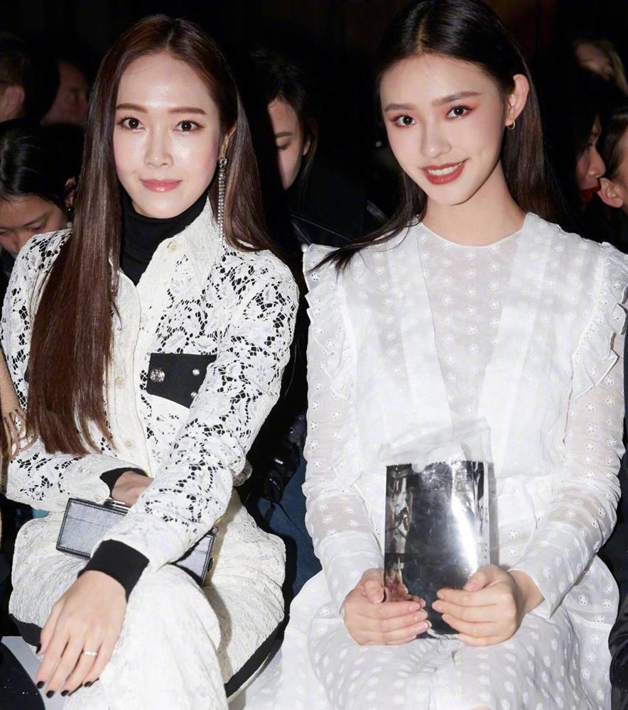 So kè nhan sắc Lâm Duẫn cùng dàn mỹ nhân đình đám-9